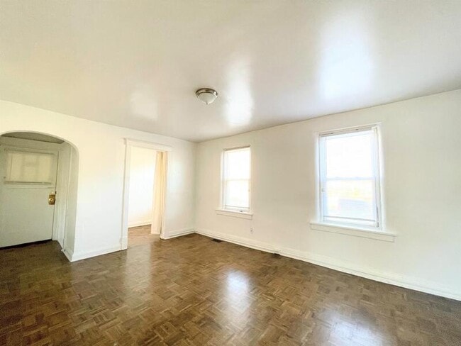 property at 7212 Lyndover Pl