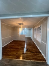 955 Byron Dr SW in Atlanta, GA - Building Photo - Building Photo