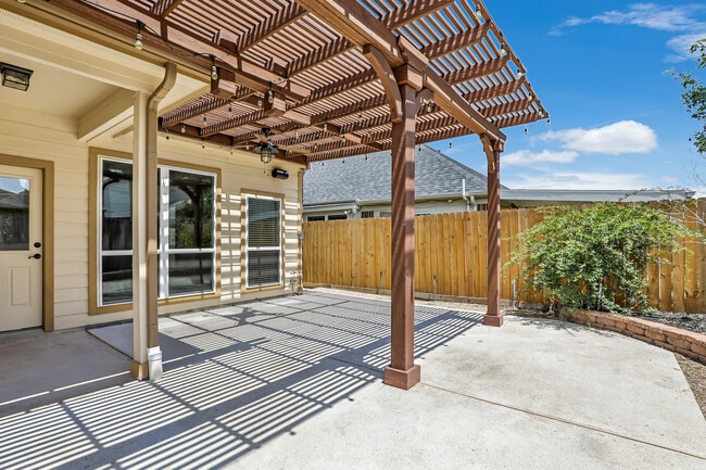 9960 Cassowary Dr in Conroe, TX - Building Photo - Building Photo