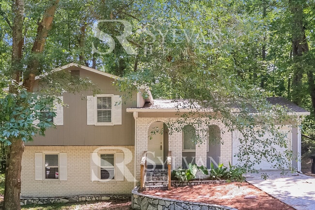 16 W Eli Dr in Carrollton, GA - Building Photo - Building Photo