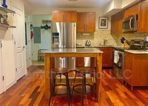 1424 L St SE in Washington, DC - Building Photo - Building Photo