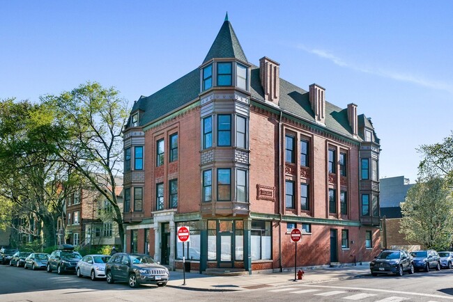 property at 837 N Wolcott Ave