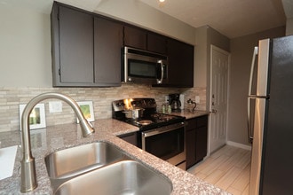 Island Bay Resorts in Galveston, TX - Foto de edificio - Interior Photo