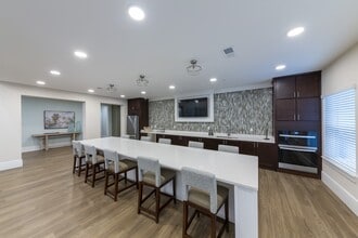 Melissa Grove in Jacksonville, FL - Foto de edificio - Building Photo