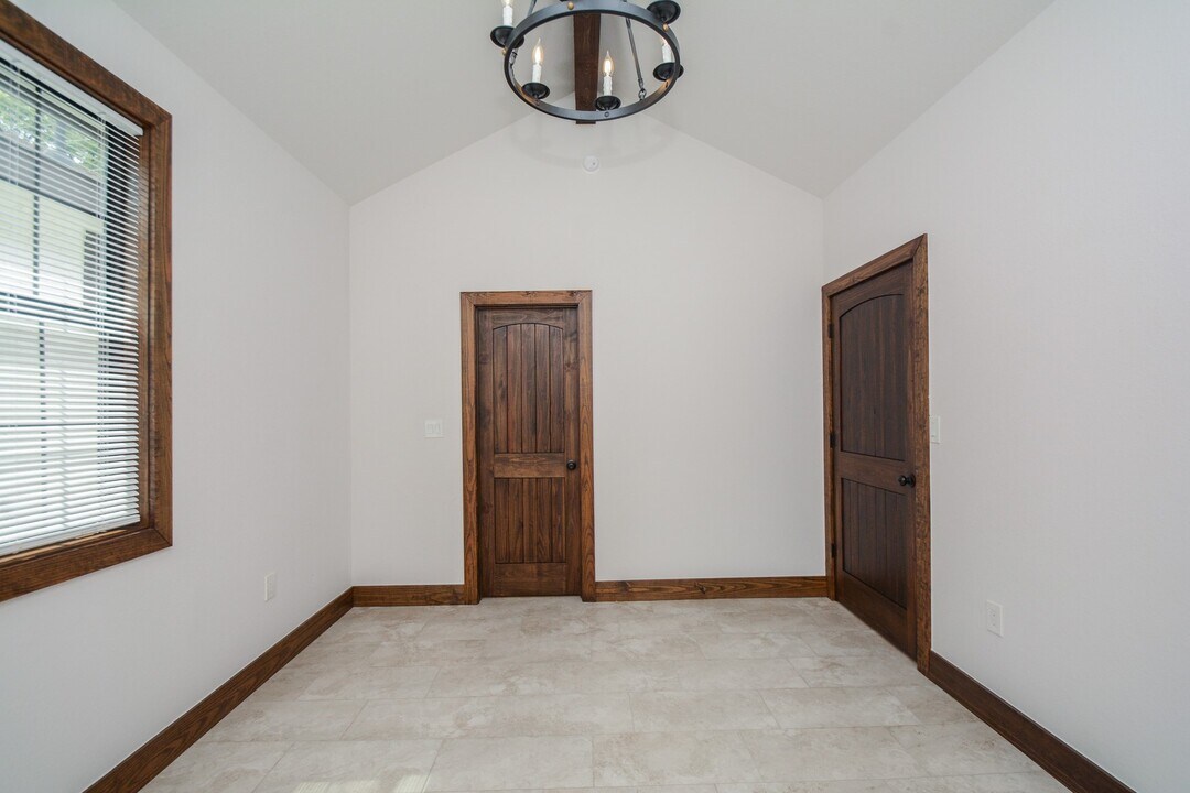 29527 Turnbury Village Dr in Spring, TX - Building Photo
