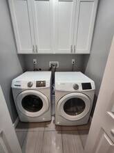 1654 1/2-631 W 83rd St in Los Angeles, CA - Building Photo - Building Photo