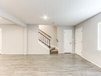 2524 Boxwood Ave photo'