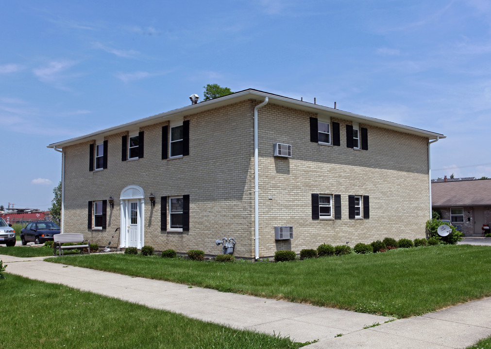 103 Imperial Ct in Vandalia, OH - Building Photo