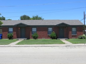 Avenue G Duplexes in Copperas Cove, TX - Building Photo - Building Photo