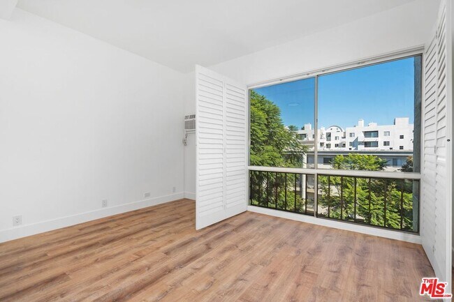 1440 Veteran Ave in Los Angeles, CA - Building Photo - Building Photo