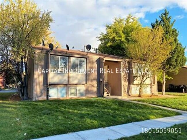 property at 2531 S Parkcrest Dr
