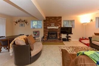 511 Chapparal Dr in O'Fallon, MO - Foto de edificio - Building Photo