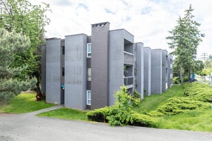 Pacific Park Apartments in Surrey, BC - Building Photo