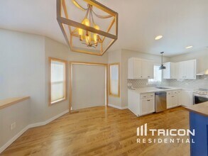3028 Liberty Trail in Woodbury, MN - Building Photo - Building Photo