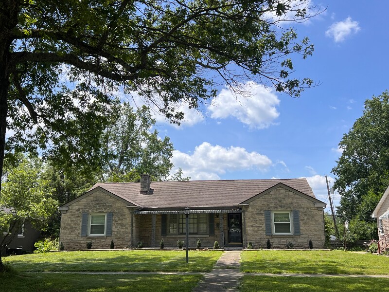 186 Jesselin Dr in Lexington, KY - Building Photo