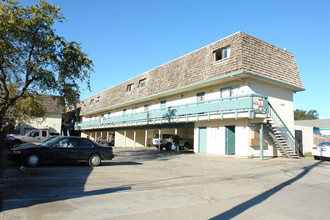 1103 N Sanborn Rd in Salinas, CA - Building Photo - Building Photo