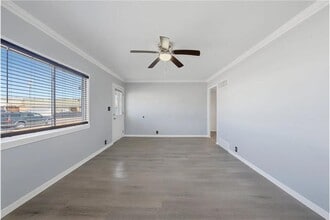 722 W Park Ave in Aurora, IL - Building Photo - Building Photo