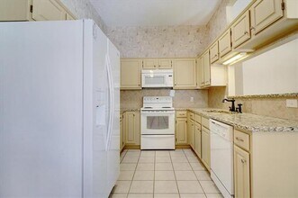 4137 Heartstone Dr in Grapevine, TX - Building Photo - Building Photo