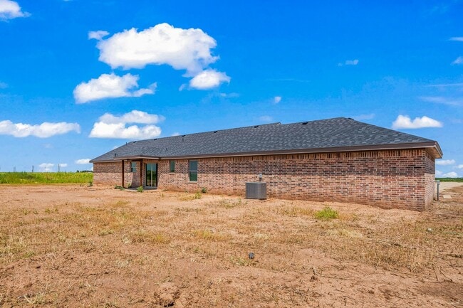 11015 N County Rd 2800 in Lubbock, TX - Building Photo - Building Photo