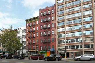 331 East 14th Street in New York, NY - Foto de edificio - Building Photo