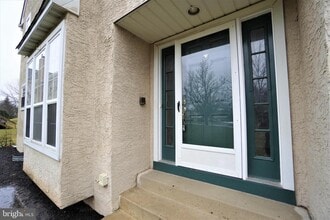 458 Country Club Dr in Lansdale, PA - Building Photo - Building Photo