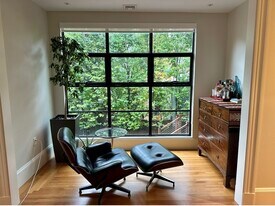 58 Brook St in Brookline, MA - Building Photo