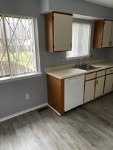 3747 Heritage Pkwy in Dearborn, MI - Building Photo - Building Photo