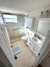 910 Michigan Ave in Miami Beach, FL - Building Photo - Building Photo