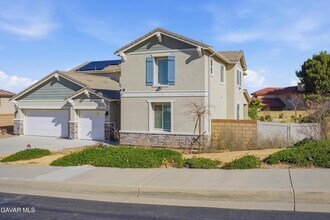 41638 Cielo Vista Dr in Palmdale, CA - Building Photo - Building Photo