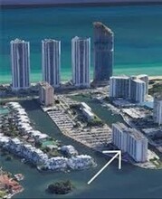 400 Kings Point Dr in Sunny Isles Beach, FL - Building Photo - Building Photo