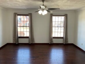 2903 Lake Lorraine Cove in Fairview Heights, IL - Building Photo - Building Photo