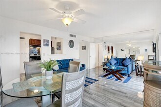 5100 Dupont Blvd in Fort Lauderdale, FL - Building Photo - Building Photo