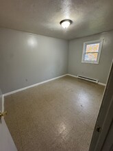 10 Tower St in Webster, MA - Building Photo - Building Photo