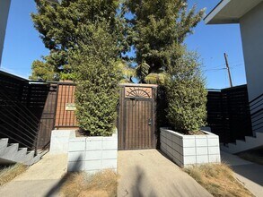 2727 Abbot Kinney Blvd in Los Angeles, CA - Building Photo - Building Photo