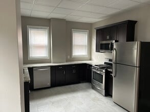4054 Howley St, Unit Floor 1 in Pittsburgh, PA - Foto de edificio - Building Photo