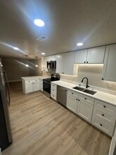 7502 S Emerson Cir, Unit Brand New Basement in Centennial, CO - Foto de edificio - Building Photo