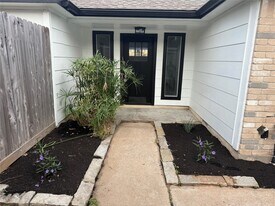 11935 Firebird Dr in Houston, TX - Building Photo