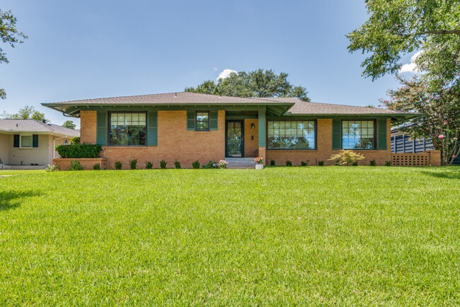 4219 Briar Creek Ln