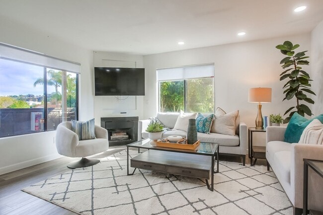 4197 Tiberon Dr in Oceanside, CA - Building Photo - Building Photo