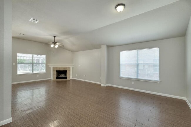 1906 Melissa Oaks Ln in Austin, TX - Building Photo - Building Photo