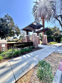 Four Palms in Mountain View, CA - Foto de edificio - Building Photo