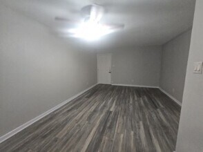 3714 Ave S in Galveston, TX - Foto de edificio - Building Photo