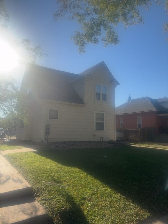 property at 1822 8th Ave