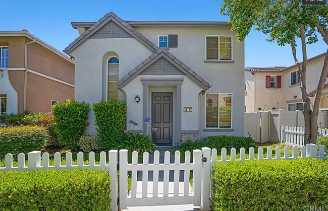 property at 35717 Filaree Ln