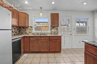 3802 S Allegheny Ave in Tulsa, OK - Building Photo - Building Photo