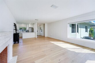 2 NE 108th St in Miami Shores, FL - Building Photo - Building Photo