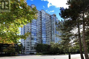 350 Webb Dr in Mississauga, ON - Building Photo