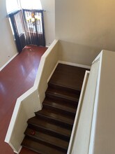 16502 Mango Way in Lake Elsinore, CA - Foto de edificio - Building Photo