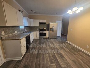 7311 Blue Ridge Blvd in Raytown, MO - Building Photo - Building Photo