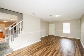 315 Pine Ridge Ln in La Vergne, TN - Building Photo - Building Photo